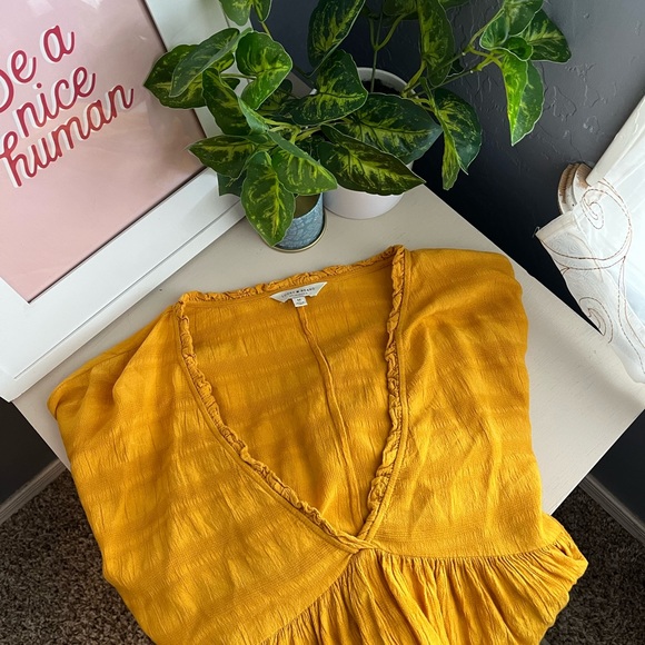 Yellow Top - Picture 3 of 4